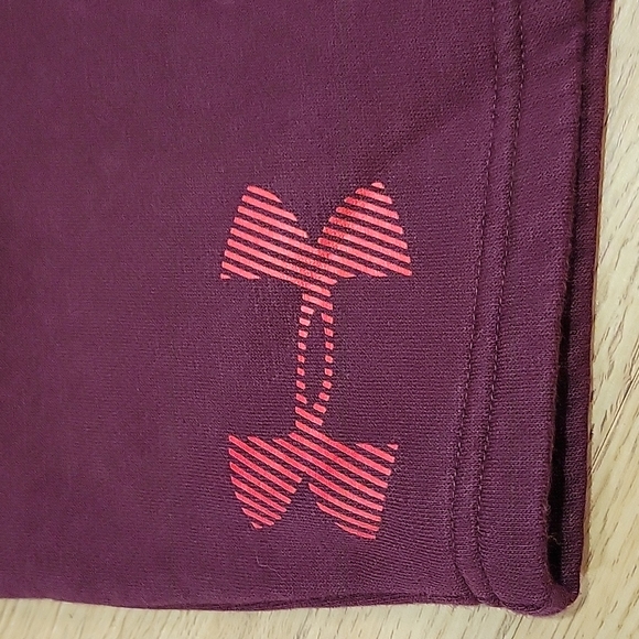 NWOT Under Armour Shorts - Picture 2 of 5